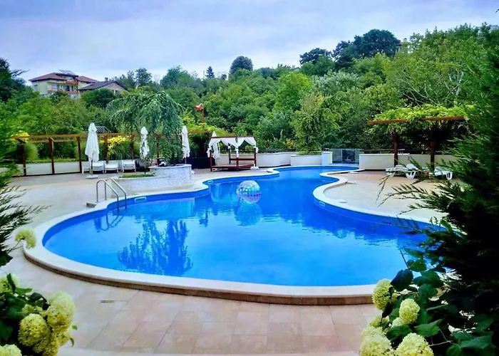 アパート Tenerra Lux